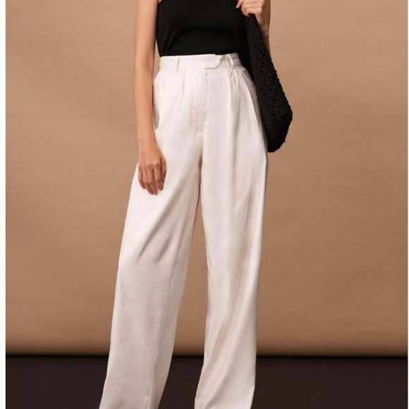 NWT Anthropologie high rise Pleated Relaxed Pants White - Picture 1 of 6